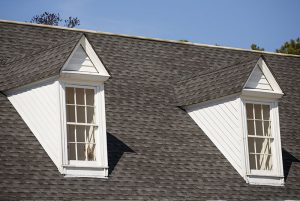 Service de toiture en bardeau asphalte à Longueuil, Boucherville, Brossard, Saint-Hubert et sur la Rive-Sud de Montréal / Couvreur Toiture Rive Sud