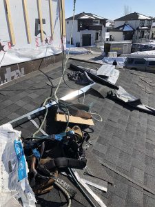 Réparation de toiture résidentielle à Candiac - Les Fabrications de Couvreur toiture Rive-Sud. Inc. sur la Rive-Sud