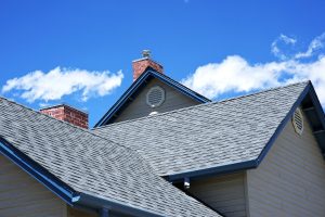 Service de toiture en bardeau asphalte à Longueuil, Boucherville, Brossard, Saint-Hubert et sur la Rive-Sud de Montréal / Couvreur Toiture Rive Sud