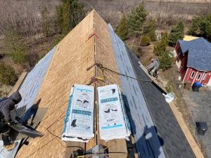Service de toiture en bardeau asphalte à Longueuil, Boucherville, Brossard, Saint-Hubert et sur la Rive-Sud de Montréal / Couvreur Toiture Rive Sud