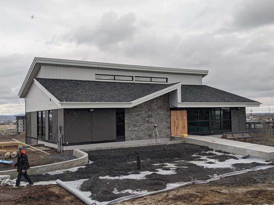 Service d'entrepreneur et couvreur de toiture à Laval sur la Rive-Nord ... et ses environs - Compagnie de Toiture Laval