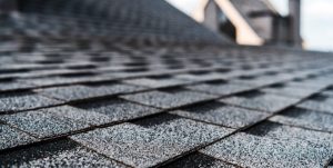 Service de toiture en bardeau asphalte à Longueuil, Boucherville, Brossard, Saint-Hubert et sur la Rive-Sud de Montréal / Couvreur Toiture Rive Sud